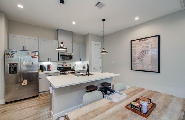 1221 W Tidwell Road, Houston, TX 77091