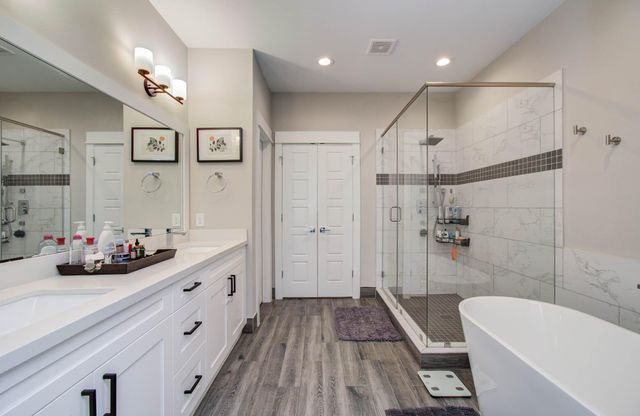 1221 W Tidwell Road, Houston, TX 77091