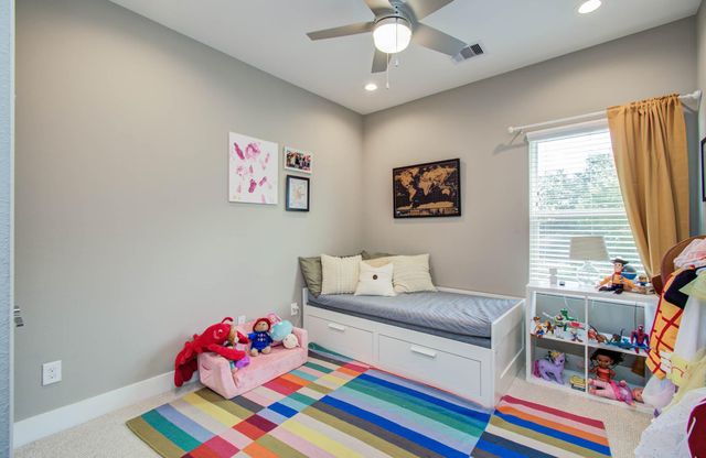 1221 W Tidwell Road, Houston, TX 77091