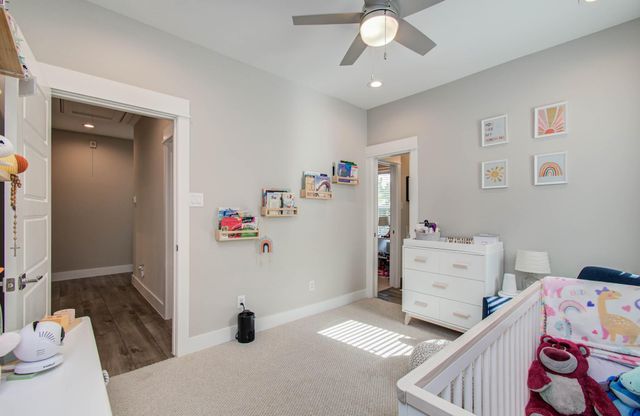 1221 W Tidwell Road, Houston, TX 77091