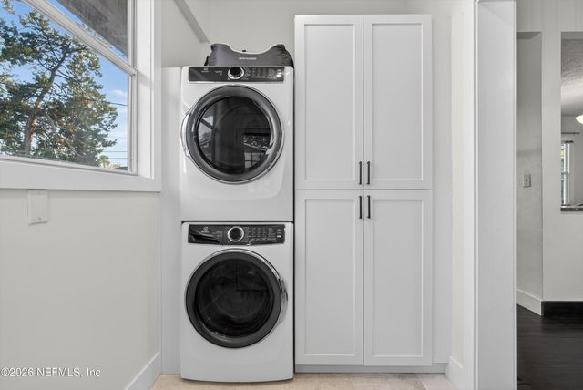 1903 DEWEY Place, Jacksonville, FL 32207