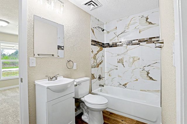 234 W Central St, Greenwich, KS 67055