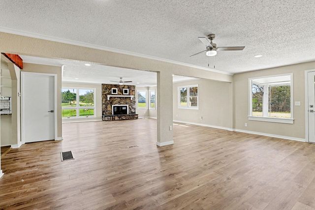 234 W Central St, Greenwich, KS 67055