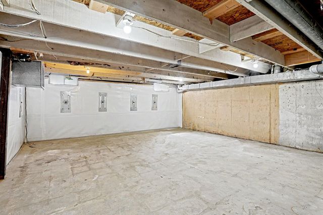 234 W Central St, Greenwich, KS 67055