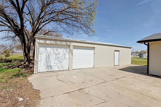 234 W Central St, Greenwich, KS 67055