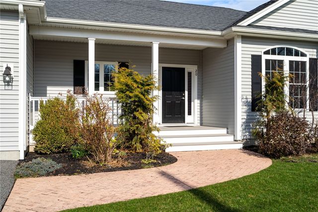 20 Peggy Drive, Cumberland, RI 02864