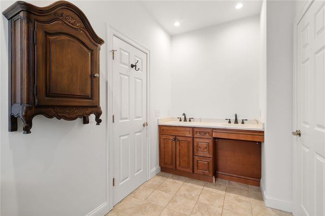 20 Peggy Drive, Cumberland, RI 02864