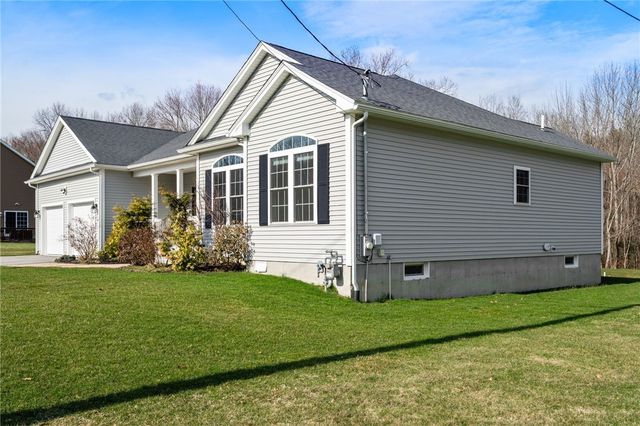 20 Peggy Drive, Cumberland, RI 02864