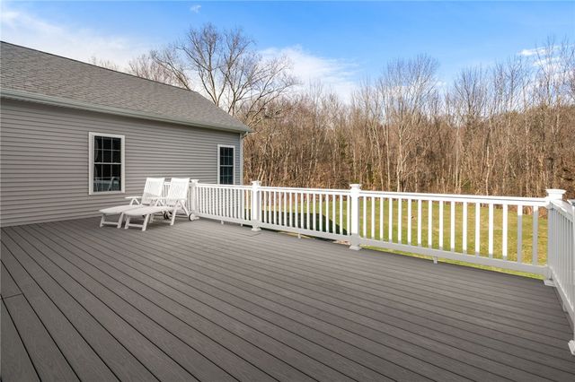 20 Peggy Drive, Cumberland, RI 02864