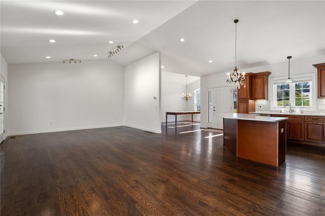 20 Peggy Drive, Cumberland, RI 02864