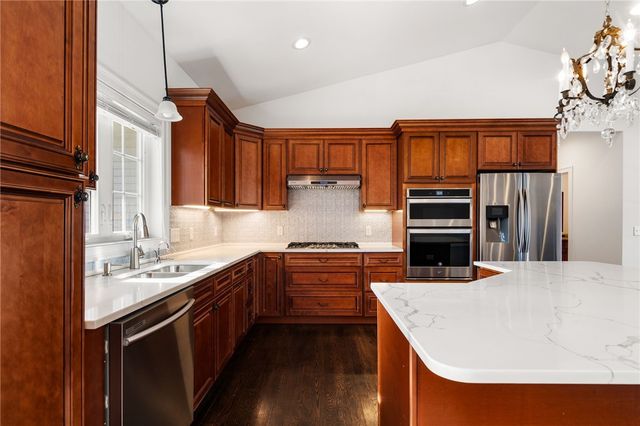 20 Peggy Drive, Cumberland, RI 02864