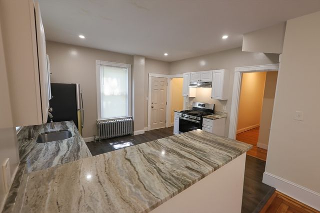 32 Robinson Street 1A, Boston, MA 02122