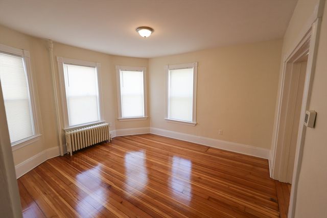 32 Robinson Street 1A, Boston, MA 02122