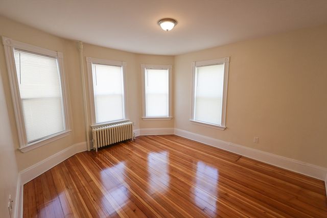 32 Robinson Street 1A, Boston, MA 02122