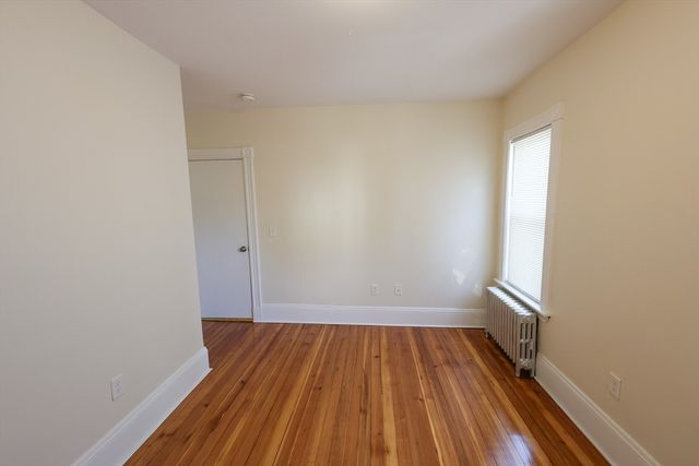 32 Robinson Street 1A, Boston, MA 02122