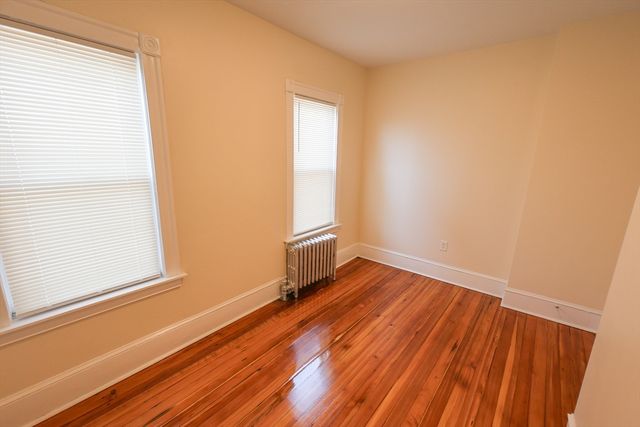 32 Robinson Street 1A, Boston, MA 02122