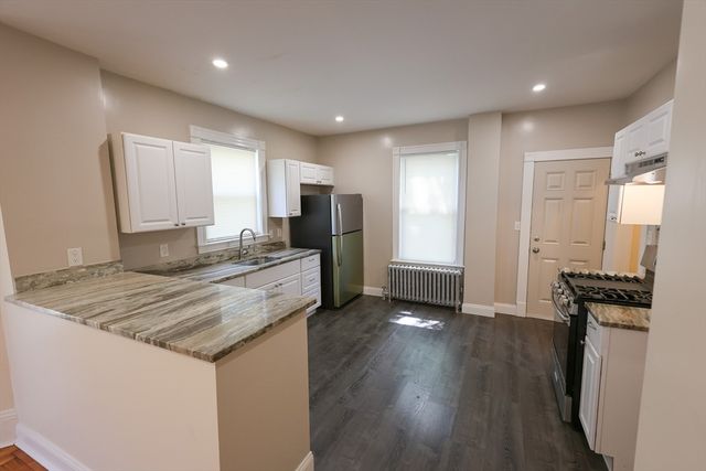 32 Robinson Street 1A, Boston, MA 02122