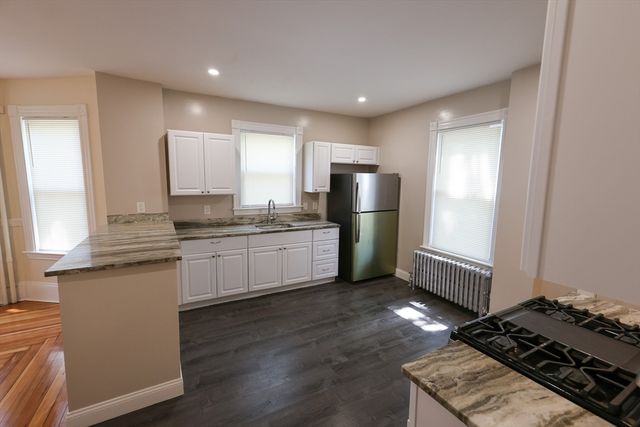 32 Robinson Street 1A, Boston, MA 02122