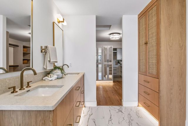 348 W Lake Street, Orono, MN 55356