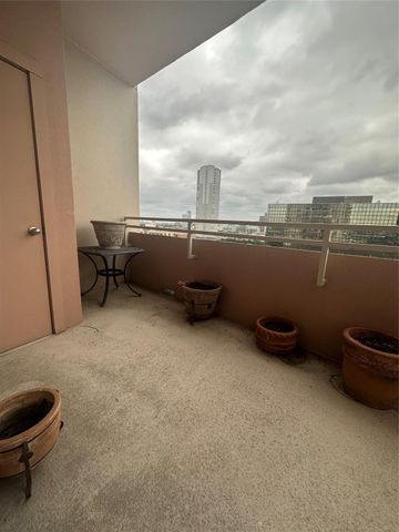 3505 Sage Road 1107, Houston, TX 77056