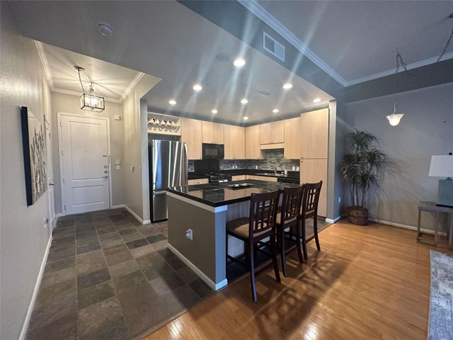 3505 Sage Road 1107, Houston, TX 77056