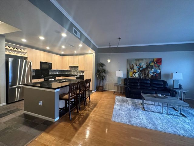 3505 Sage Road 1107, Houston, TX 77056