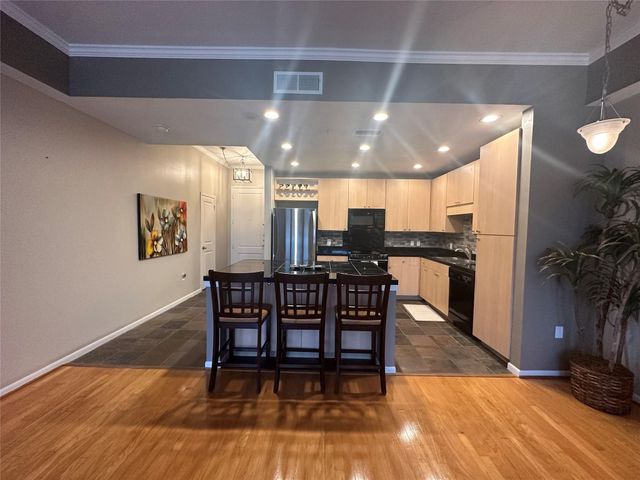 3505 Sage Road 1107, Houston, TX 77056