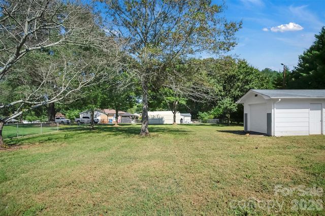 1803 Sulphur Springs Road, Shelby, NC 28152