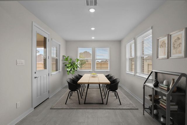 12926 Old Fashion Circle, Mont Belvieu, TX 77535