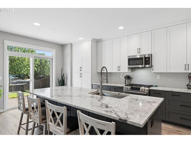 416 Banner Ln, Newberg, OR 97132