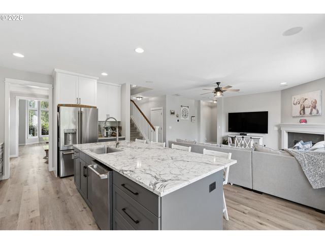 416 Banner Ln, Newberg, OR 97132