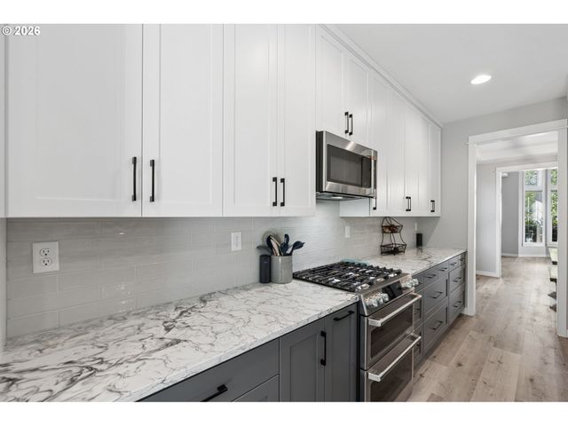 416 Banner Ln, Newberg, OR 97132