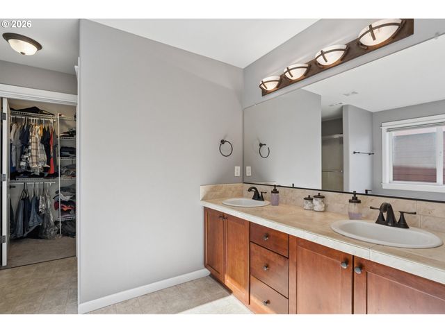 416 Banner Ln, Newberg, OR 97132