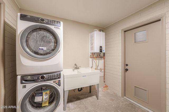 1153 E 12TH Street, Casa Grande, AZ 85122