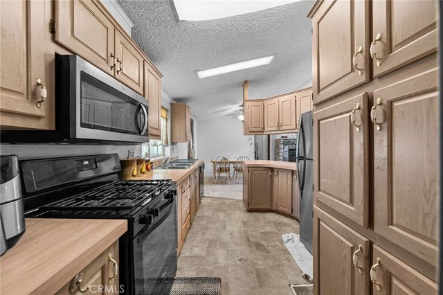 28570 Rostrata, Lake Elsinore, CA 92532