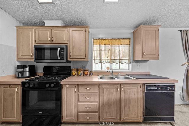 28570 Rostrata, Lake Elsinore, CA 92532