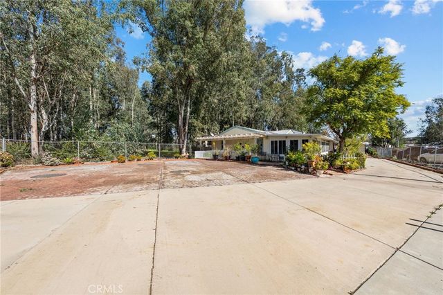 28570 Rostrata, Lake Elsinore, CA 92532
