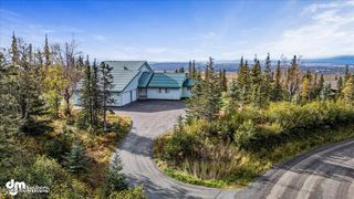 10121 Middlerock Road, Anchorage, AK 99507