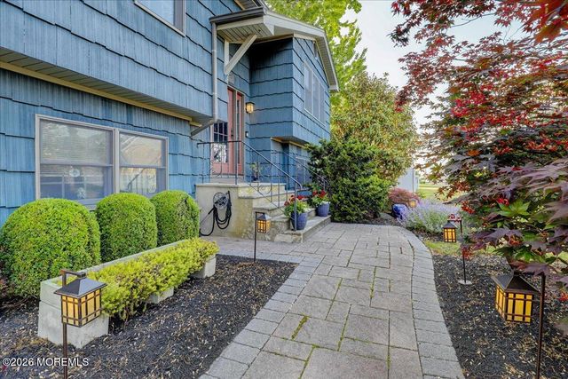 5 Scheiber Drive, Brick, NJ 08723