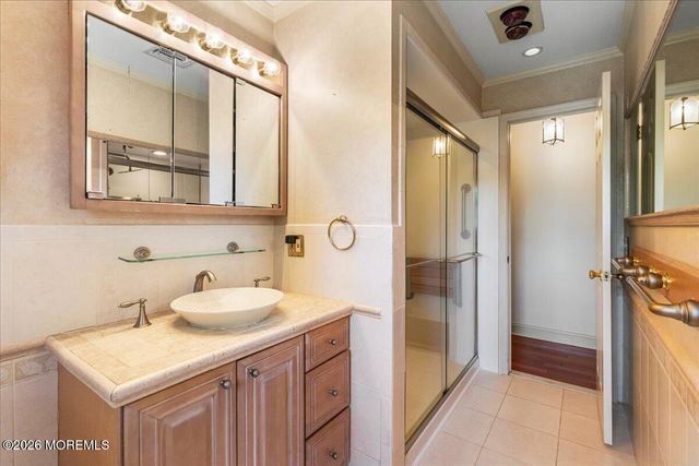 5 Scheiber Drive, Brick, NJ 08723