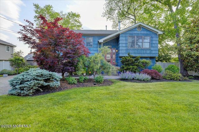 5 Scheiber Drive, Brick, NJ 08723