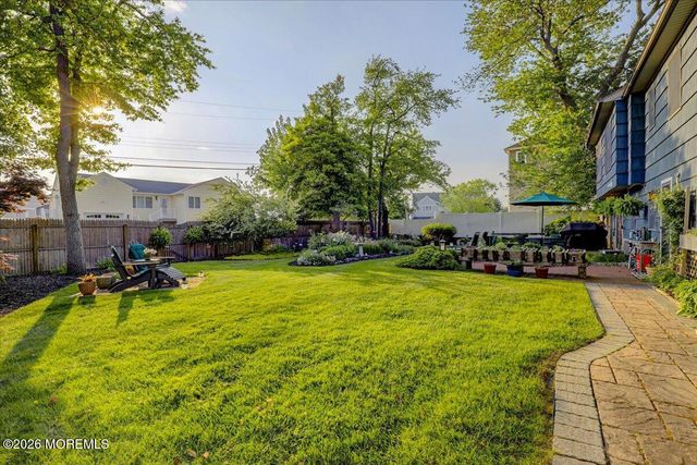 5 Scheiber Drive, Brick, NJ 08723