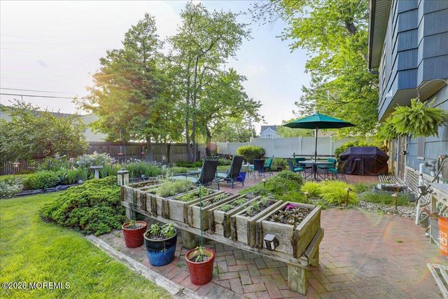 5 Scheiber Drive, Brick, NJ 08723