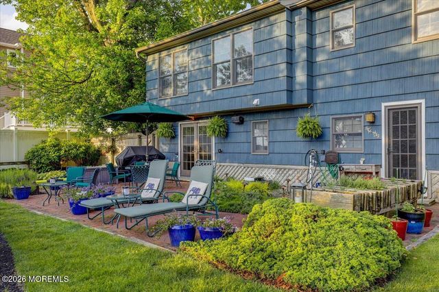 5 Scheiber Drive, Brick, NJ 08723