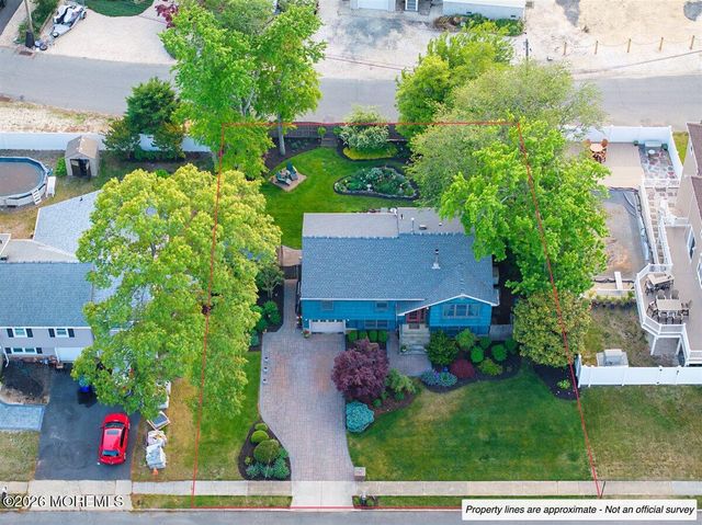 5 Scheiber Drive, Brick, NJ 08723