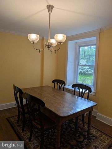 238 BARREN HILL RD, Conshohocken, PA 19428