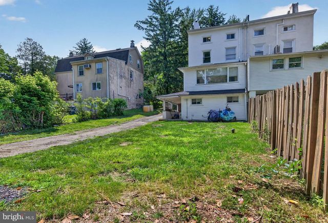 238 BARREN HILL RD, Conshohocken, PA 19428
