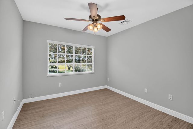 6691 Old Farm Trail, Boynton Beach, FL 33437
