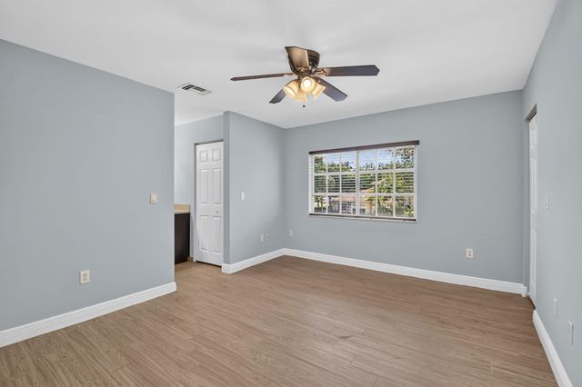 6691 Old Farm Trail, Boynton Beach, FL 33437