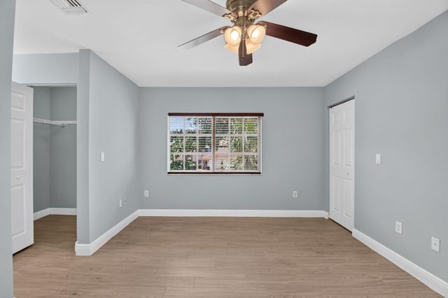 6691 Old Farm Trail, Boynton Beach, FL 33437